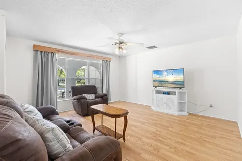 2902 Grove Drive Fort Pierce FL 34981