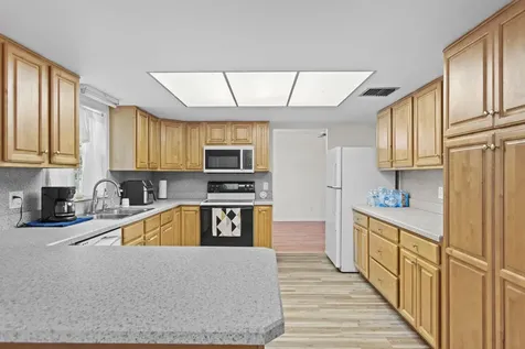 2902 Grove Drive Fort Pierce FL 34981