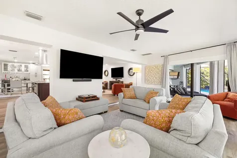 2831 Se Fairway Stuart FL 34997
