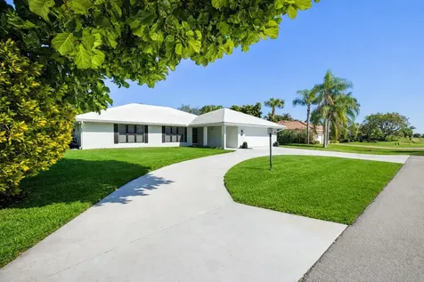 2831 Se Fairway Stuart FL 34997