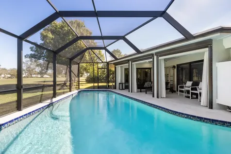 2831 Se Fairway Stuart FL 34997