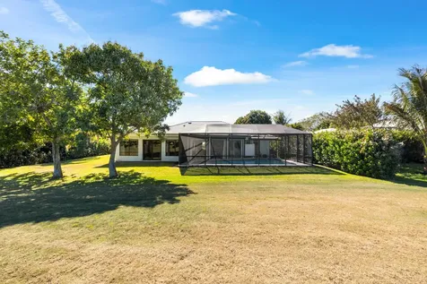 2831 Se Fairway Stuart FL 34997