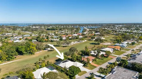 2831 Se Fairway Stuart FL 34997