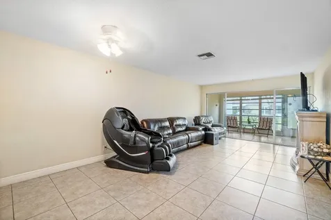 1031 Citrus Way Delray Beach FL 33445