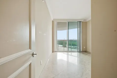 16500 Collins Avenue Sunny Isles Beach FL 33160