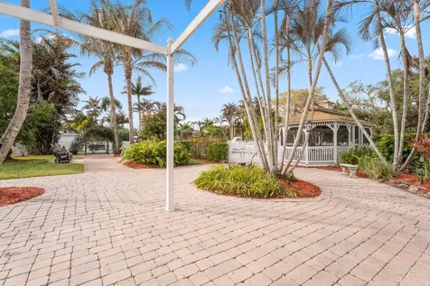 2515 N Indian River Drive Fort Pierce FL 34946