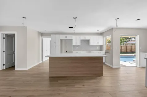 4347 Nw 2nd Court Boca Raton FL 33431