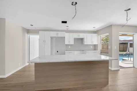 4347 Nw 2nd Court Boca Raton FL 33431
