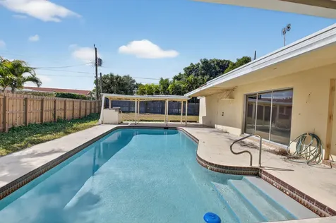 4347 Nw 2nd Court Boca Raton FL 33431