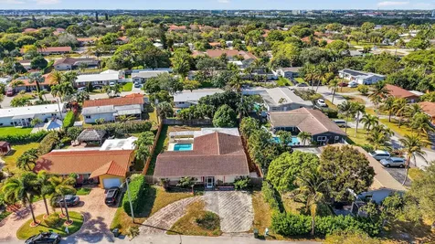 4347 Nw 2nd Court Boca Raton FL 33431