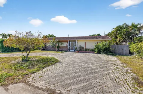 4347 Nw 2nd Court Boca Raton FL 33431