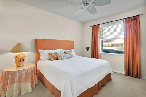 6380 Oxford Circle Vero Beach FL 32966