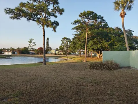 1781 SE Balmoral Court Port Saint Lucie FL 34952