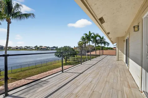 17421 Spring Tree Lane Boca Raton FL 33487