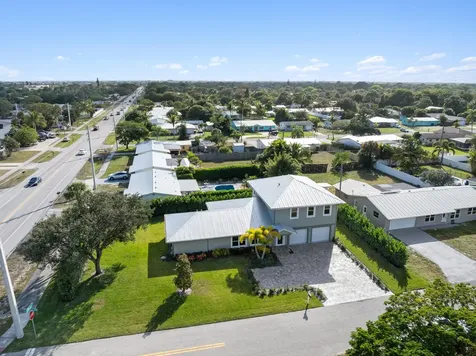 1176 Ne Terrace Way Jensen Beach FL 34957