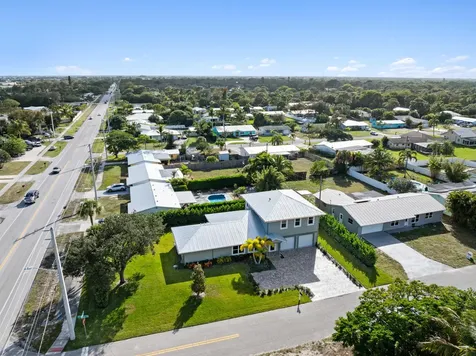 1176 Ne Terrace Way Jensen Beach FL 34957