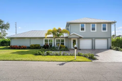 1176 Ne Terrace Way Jensen Beach FL 34957