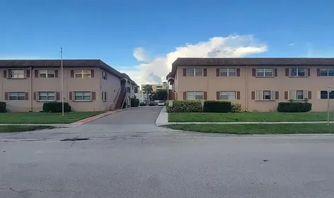 650 SW 2nd Avenue Boca Raton FL 33432