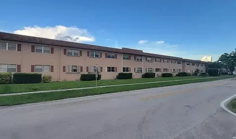 650 SW 2nd Avenue Boca Raton FL 33432