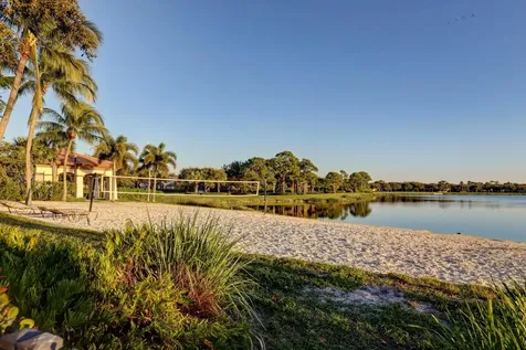 1028 Vintner Boulevard Palm Beach Gardens FL 33410