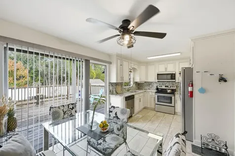 517 Nw Floresta Drive Port Saint Lucie FL 34983
