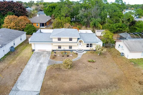 517 Nw Floresta Drive Port Saint Lucie FL 34983