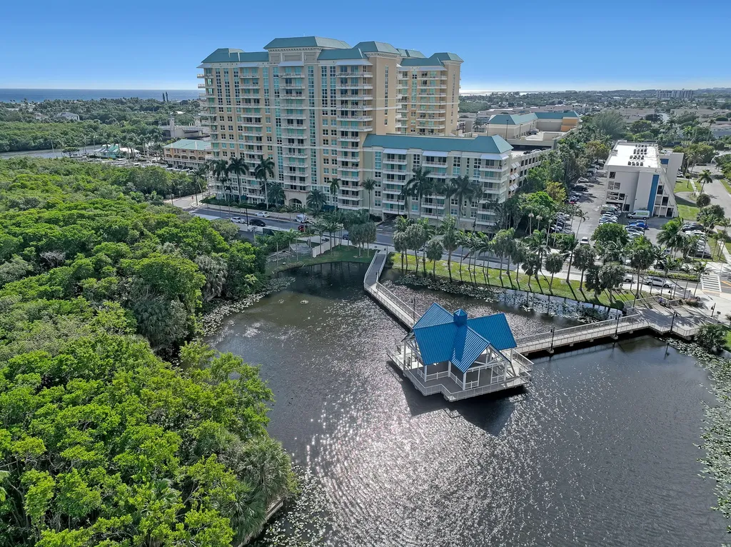 700 E Boynton Beach Boulevard Boynton Beach FL 33435