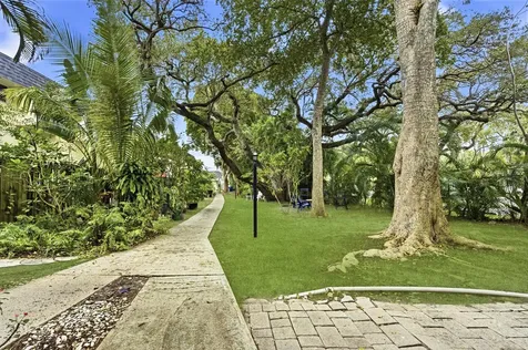 1945 Nw 4th Avenue Boca Raton FL 33432