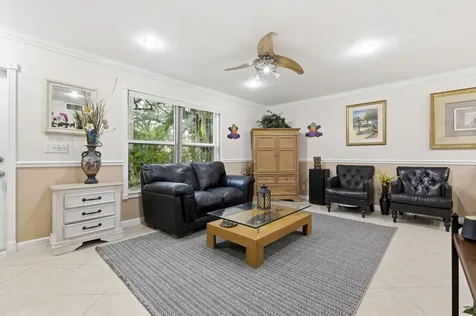 1945 Nw 4th Avenue Boca Raton FL 33432