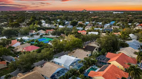 1077 Siena Oaks Circle Palm Beach Gardens FL 33410