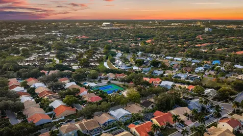1077 Siena Oaks Circle Palm Beach Gardens FL 33410