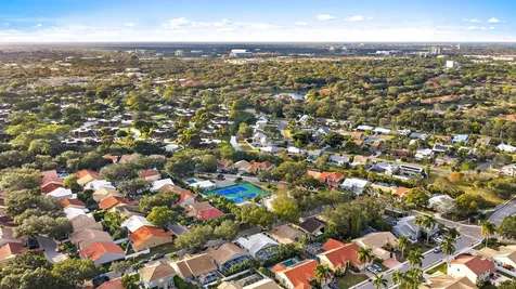 1077 Siena Oaks Circle Palm Beach Gardens FL 33410