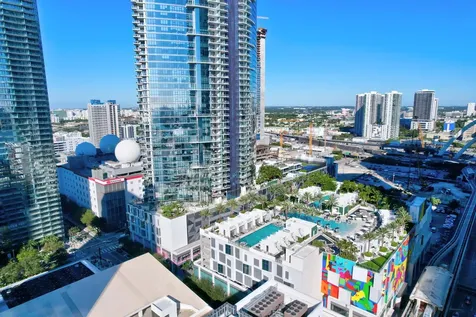 851 NE 1st Avenue Miami FL 33132