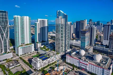 851 NE 1st Avenue Miami FL 33132