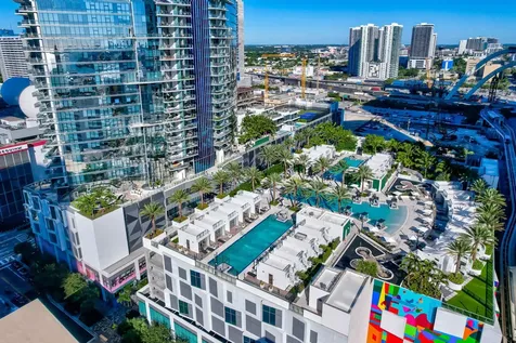 851 NE 1st Avenue Miami FL 33132