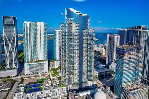 851 NE 1st Avenue Miami FL 33132