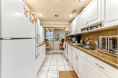 6 Abbey Lane Delray Beach FL 33446