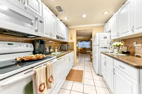 6 Abbey Lane Delray Beach FL 33446