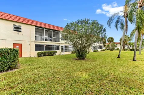 6 Abbey Lane Delray Beach FL 33446