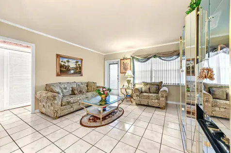 6 Abbey Lane Delray Beach FL 33446