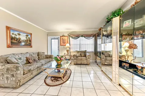 6 Abbey Lane Delray Beach FL 33446