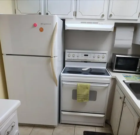 39 Harwood B Deerfield Beach FL 33442