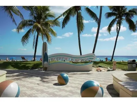 39 Harwood B Deerfield Beach FL 33442