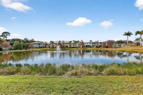 2031 Chelsea Place Palm Beach Gardens FL 33418