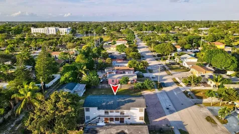 124 SW 8th Avenue Delray Beach FL 33444