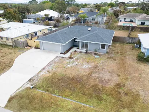 382 Ne Genesee Avenue Port Saint Lucie FL 34983