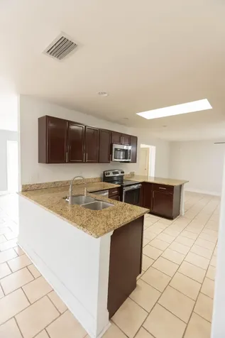 382 Ne Genesee Avenue Port Saint Lucie FL 34983