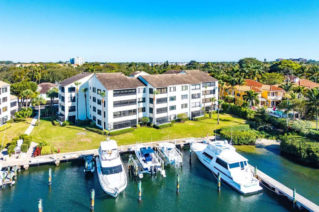 944 Oak Harbour Drive Juno Beach FL 33408