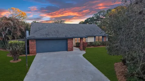 18808 Falcon Way Jupiter FL 33458