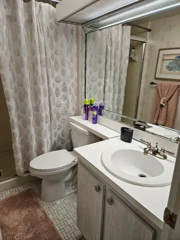 105 Lake Pine Circle Greenacres FL 33463